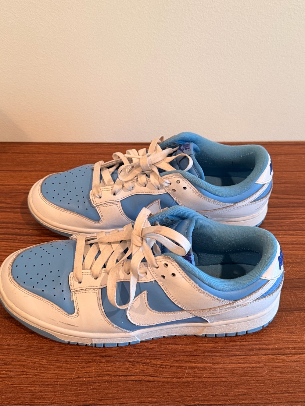Nike Dunk Low Reverse UNC Blue and White Low-Top Sneakers